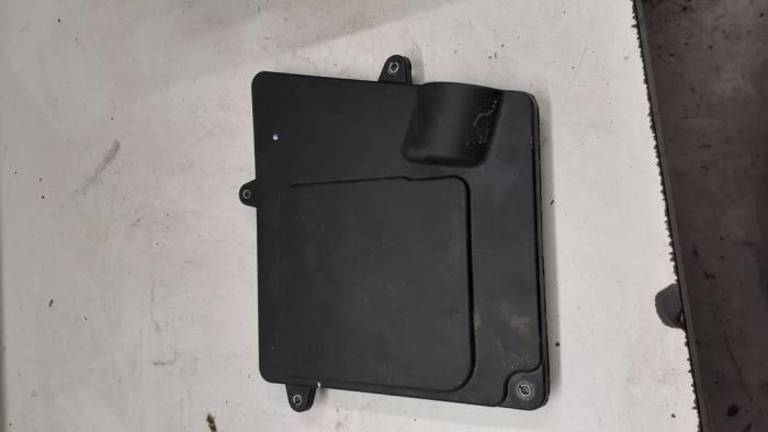 Begagnade Batterilåda Renault Master III (EV/HV/UV/VA/VB/VD/VF/VG/VJ) 2.3 dCi 165 16V FWD Pris på förfrågan erbjuds av Autodemontage van de Laar