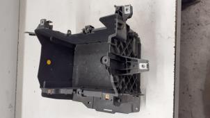 Usados Caja de batería Renault Megane III Berline (BZ) 1.5 dCi 90 Precio de solicitud ofrecido por Autodemontage van de Laar