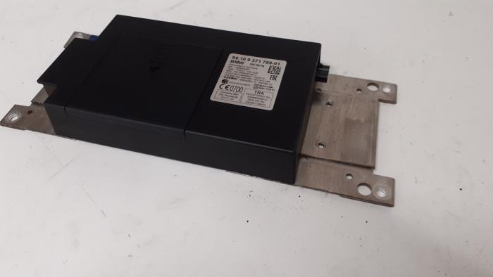 Begagnade Bluetooth-modul BMW X6 (F16) xDrive30d 3.0 24V Pris € 100,00 Marginaltabell erbjuds av Autodemontage van de Laar