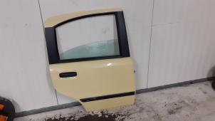 Używane Drzwi prawe tylne wersja 4-drzwiowa Fiat Panda (169) Cena na żądanie oferowane przez Autodemontage van de Laar