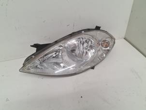 Used Headlight, left Mercedes A (W169) 1.5 A-150 5-Drs. Price € 50,00 Margin scheme offered by Autodemontage van de Laar