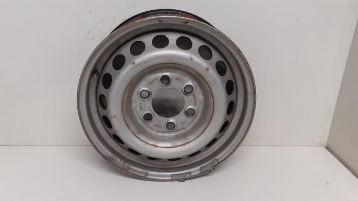 Wheel from a Volkswagen Crafter 2012