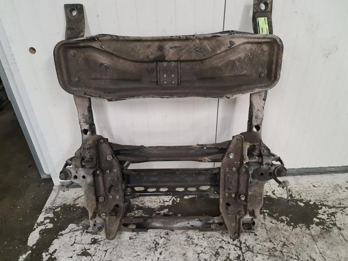 Used Subframe Mercedes Sprinter 5t (906.15/906.25) 513 CDI 16V Price € 423,50 Inclusive VAT offered by Autodemontage van de Laar