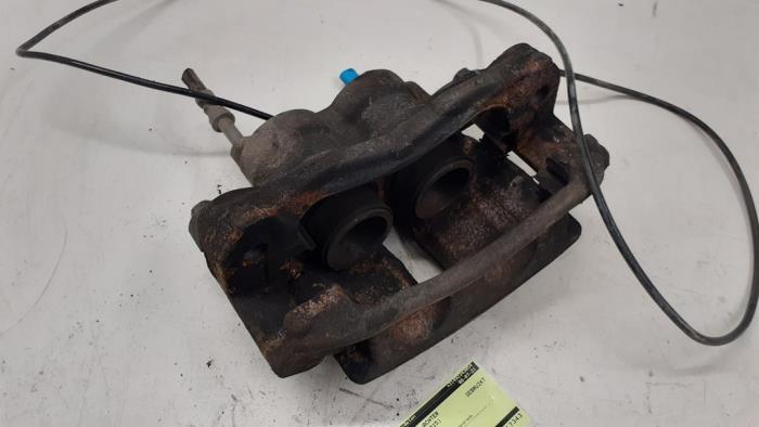 Rear brake calliper, right from a Mercedes-Benz Sprinter 5t (906.15/906.25) 513 CDI 16V 2015