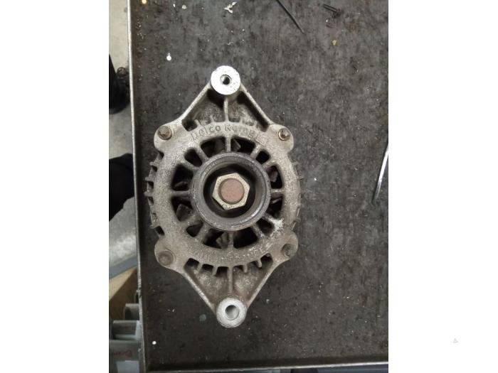 Usagé Dynamo Opel Vectra A (88/89) 1.8 i Prix € 35,00 Règlement à la marge proposé par Autodemontage van de Laar