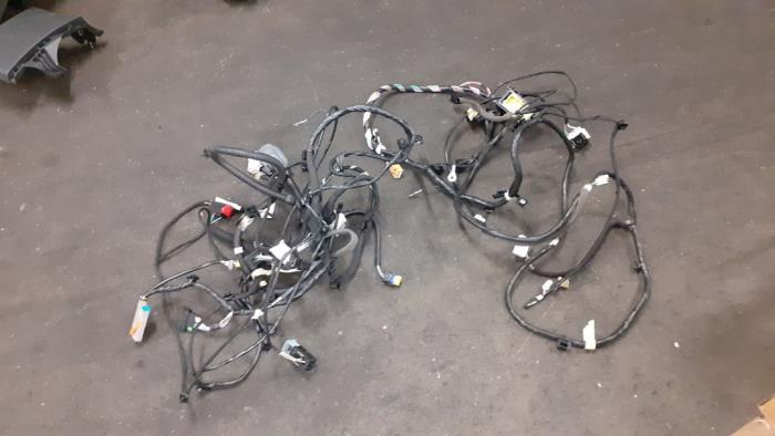 Wiring harness from a Renault Kangoo Express (FW) 1.5 dCi 105 FAP 2008