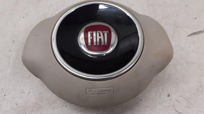 Left airbag (steering wheel) from a Fiat 500 2011