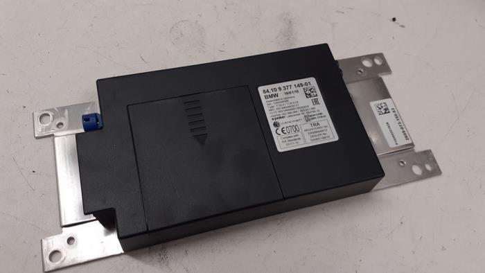 Usados Módulo Bluetooth BMW 5 serie (F10) 520d 16V Precio € 100,00 Norma de margen ofrecido por Autodemontage van de Laar