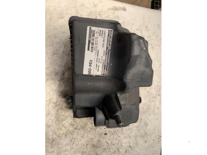 Gebrauchte Luftfiltergehäuse Renault Megane II (BM/CM) 1.6 16V Preis € 50,00 Margenregelung angeboten von Autodemontage van de Laar