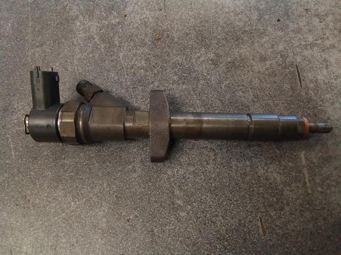 Usagé Injecteurs Nissan Primastar 2.5 dCi 140 16V Prix € 100,00 Règlement à la marge proposé par Autodemontage van de Laar