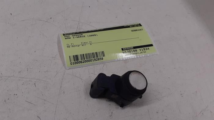 PDC Sensor van een BMW 1 serie (E88) 118i 16V 2009