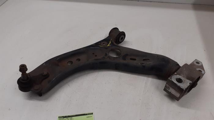 Front wishbone, left from a Seat Altea XL (5P5) 1.2 TSI 2011