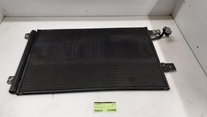 Begagnade AC-radiator Volkswagen Transporter T5 2.0 TDI DRF Pris € 70,00 Marginaltabell erbjuds av Autodemontage van de Laar