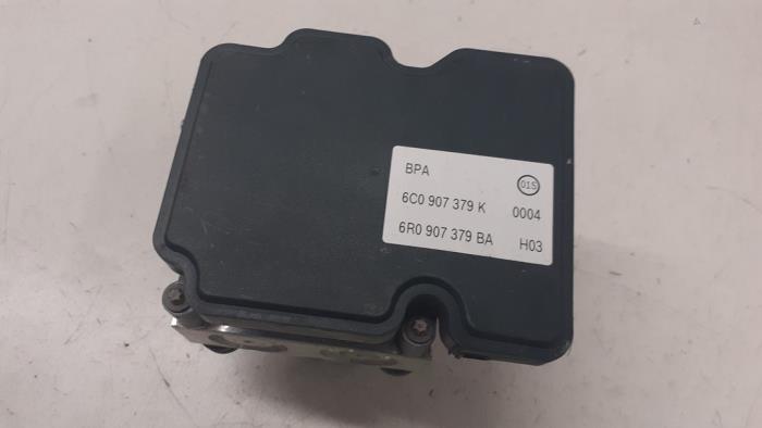 Używane Pompa ABS Seat Ibiza IV SC (6J1) 1.0 EcoTSI 12V Cena € 125,00 Procedura marży oferowane przez Autodemontage van de Laar