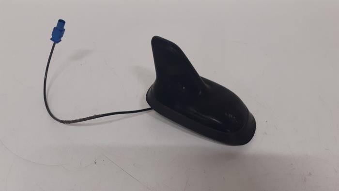 Używane Antena Volkswagen Touran (1T3) 1.6 TDI 16V Cena € 30,00 Procedura marży oferowane przez Autodemontage van de Laar