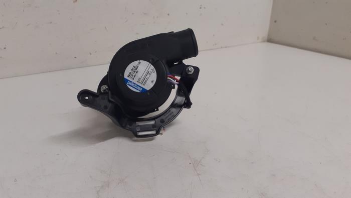 Fan other from a Mercedes-Benz E (C238) E-200 2.0 Turbo 16V 2017