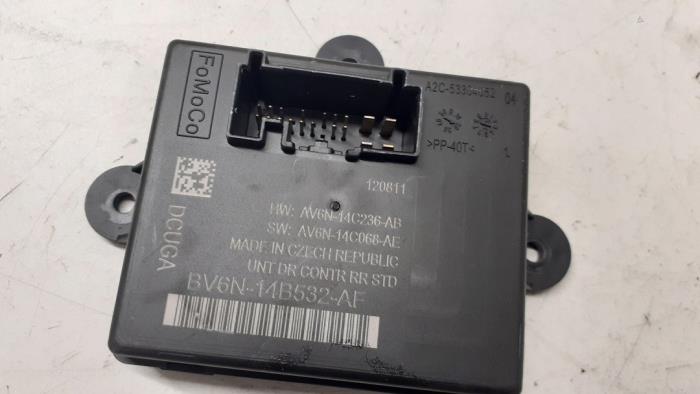 Central door locking module from a Ford Focus 3 1.6 EcoBoost 16V 2012