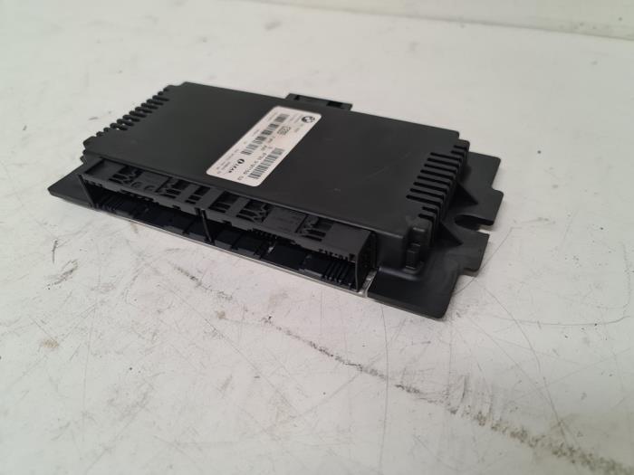 Computer lighting module from a BMW 1 serie (E81) 118i 16V 2008