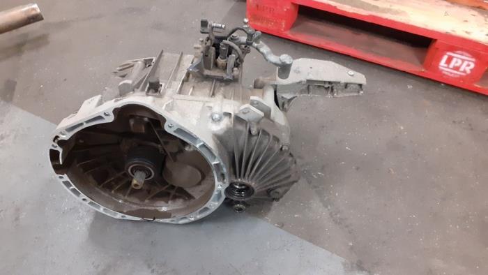 Gearbox from a Mercedes-Benz A (W168) 1.6 A-160 2000