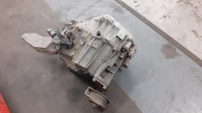 Gearbox from a Mercedes-Benz A (W168) 1.6 A-160 2000