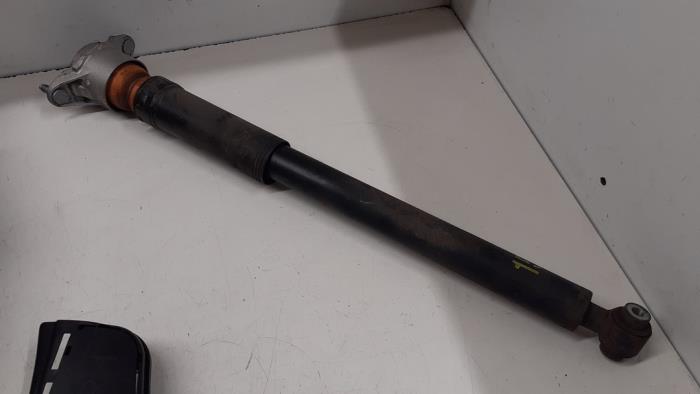 Rear shock absorber, left from a Mercedes-Benz A (W176) 1.6 A-180 16V 2014