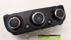 Used Heater control panel Renault Clio IV (5R) 1.5 dCi 90 FAP Price € 60,00 Margin scheme offered by Autodemontage van de Laar