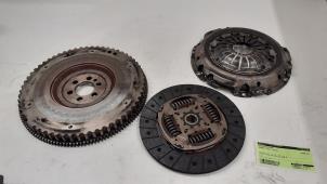 Used Clutch plate Renault Clio IV (5R) 0.9 Energy TCE 90 12V Price on request offered by Autodemontage van de Laar