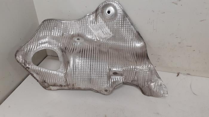 Gebrauchte Hitzeschild Auspuff Audi Q7 (4MB/4MG) 3.0 TDI V6 24V Preis € 15,00 Margenregelung angeboten von Autodemontage van de Laar