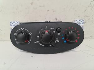 Used Heater control panel Dacia Sandero II 1.0 Sce 12V Price € 50,00 Margin scheme offered by Autodemontage van de Laar