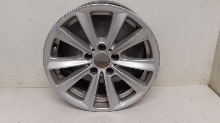 Używane Obrecz BMW 5 serie (F10) 520d 16V Cena € 175,00 Procedura marży oferowane przez Autodemontage van de Laar