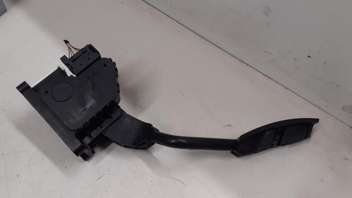 Accelerator pedal from a Opel Corsa 2014