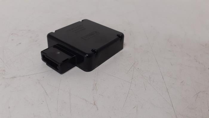 Usados Módulo GPS Ford B-Max (JK8) 1.5 TDCi Precio € 60,00 Norma de margen ofrecido por Autodemontage van de Laar