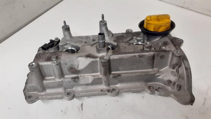 Używane Ventildeckel Dacia Sandero II 0.9 TCE 12V Cena € 100,00 Procedura marży oferowane przez Autodemontage van de Laar