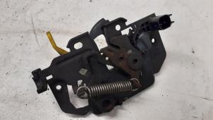 Used Bonnet lock mechanism Ford B-Max Price € 25,00 Margin scheme offered by Autodemontage van de Laar