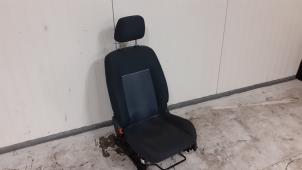 Używane Fotel lewy Ford Fiesta 6 (JA8) 1.25 16V Cena € 100,00 Procedura marży oferowane przez Autodemontage van de Laar