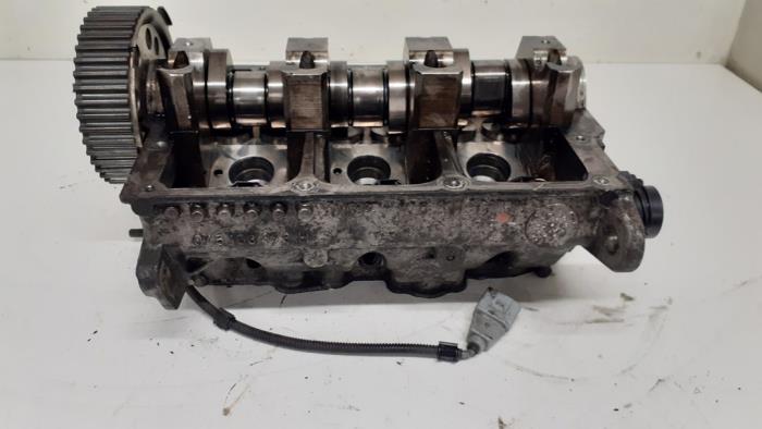 Usados Culata Volkswagen Polo IV (9N1/2/3) Precio € 150,00 Norma de margen ofrecido por Autodemontage van de Laar