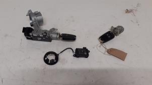 Used Ignition lock + key Opel Corsa E Price € 100,00 Margin scheme offered by Autodemontage van de Laar
