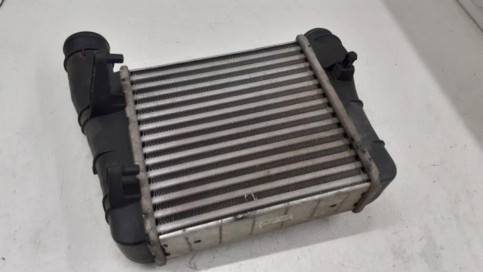 Usados Intercooler Audi A4 Avant (B7) 2.0 TDI Precio € 60,00 Norma de margen ofrecido por Autodemontage van de Laar