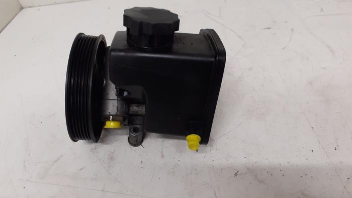 Usagé Pompe de direction Mercedes E (W210) 3.2 E-320 CDI 24V Prix € 150,00 Règlement à la marge proposé par Autodemontage van de Laar