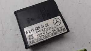 Używane Modul alarmu Mercedes C (W203) 2.2 C-220 CDI 16V Cena € 25,00 Procedura marży oferowane przez Autodemontage van de Laar
