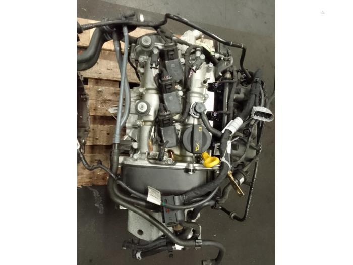 Engine Volkswagen Polo VI 1.0 MPI 12V - 05C103023B DFNA