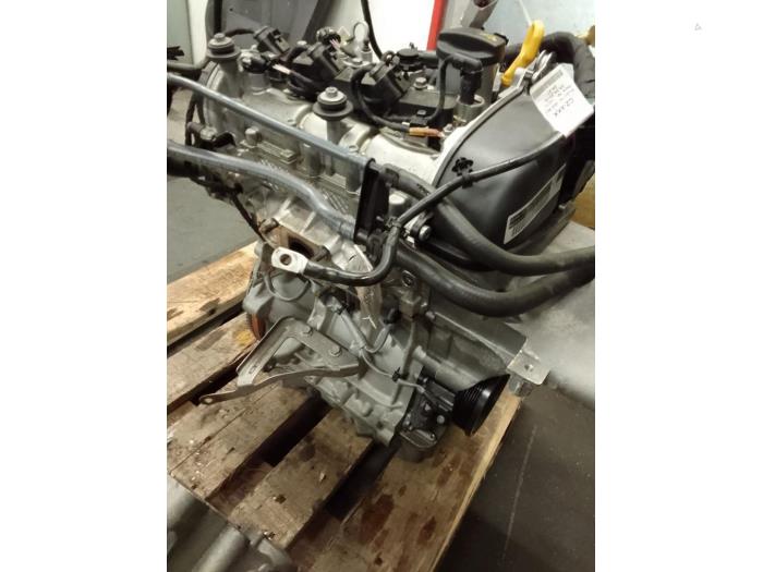 Engine Volkswagen Polo VI 1.0 MPI 12V - 05C103023B DFNA