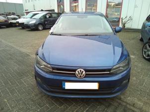 Getriebe van een Volkswagen Polo VI (AW1) 1.0 MPI 12V 2019