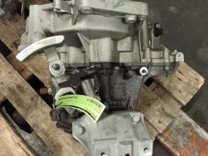 Getriebe van een Volkswagen Polo VI (AW1) 1.0 MPI 12V 2019