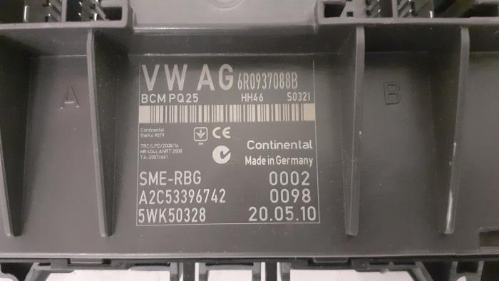 Ordinateur contrôle fonctionnel d'un Volkswagen Polo V (6R) 1.2 TDI 12V BlueMotion 2010