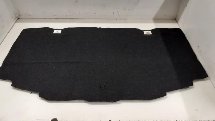 Boot mat from a Nissan Pixo (D31S) 1.0 12V 2010