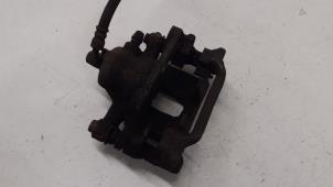 Used Rear brake calliper, left Honda CR-V (RE) 2.0 16V Price € 40,00 Margin scheme offered by Autodemontage van de Laar