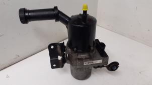 Used Power steering pump Peugeot 307 (3A/C/D) 1.6 16V Price € 175,00 Margin scheme offered by Autodemontage van de Laar