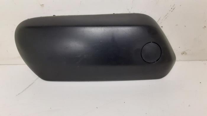Front bumper, right-side component from a Peugeot 307 (3A/C/D) 1.6 16V 2007