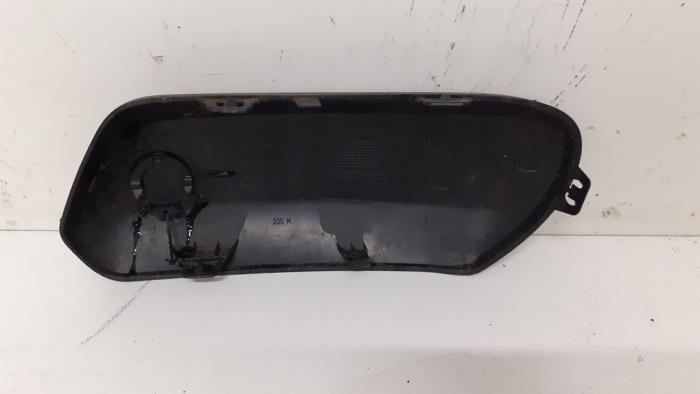Front bumper, right-side component from a Peugeot 307 (3A/C/D) 1.6 16V 2007